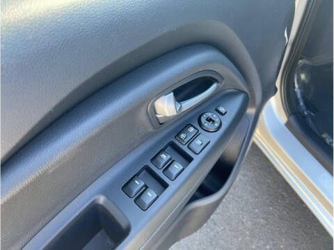 2015 Kia Rio 5-Door