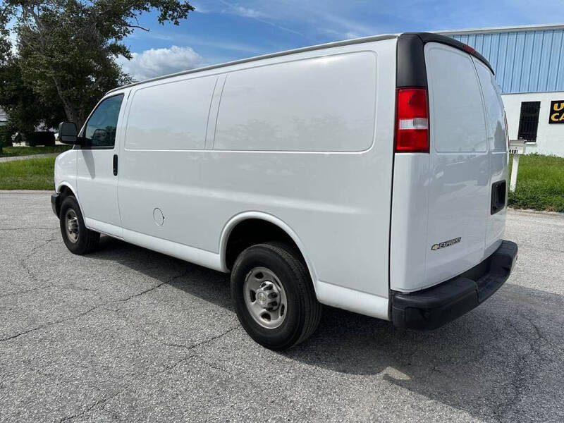 2024 Chevrolet Express 2500