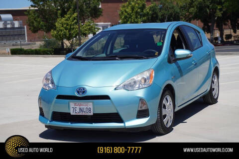 2013 Toyota Prius c Two
