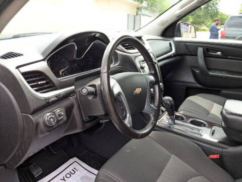2017 Chevrolet Traverse LT