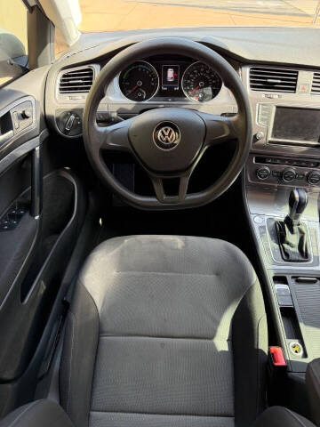 2016 Volkswagen e-Golf SE