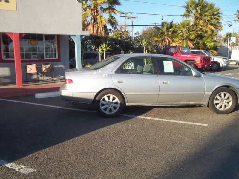 2001 Toyota Camry null photo 6