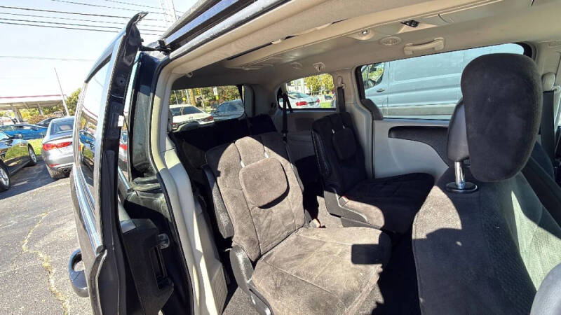 2012 Dodge Grand Caravan Crew