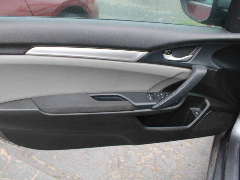 2016 Honda Civic LX-P