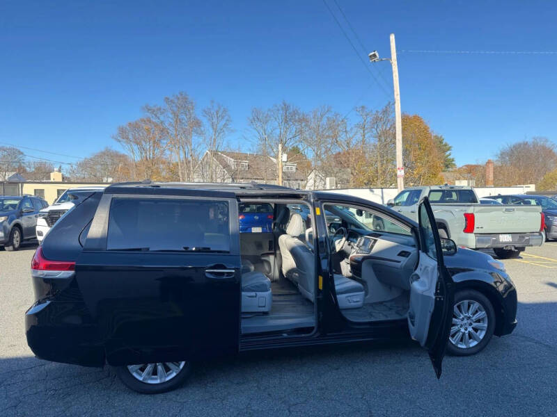 2013 Toyota Sienna