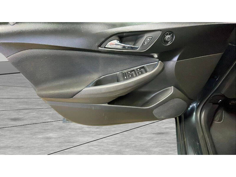 2018 Chevrolet Cruze LT Auto