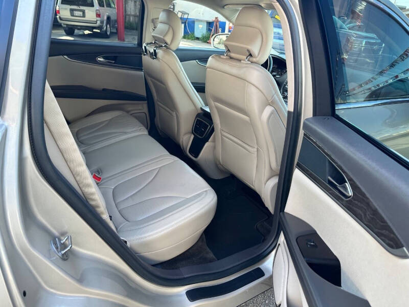2017 Lincoln MKX Select
