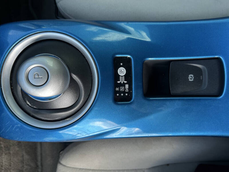 2012 Nissan LEAF SL