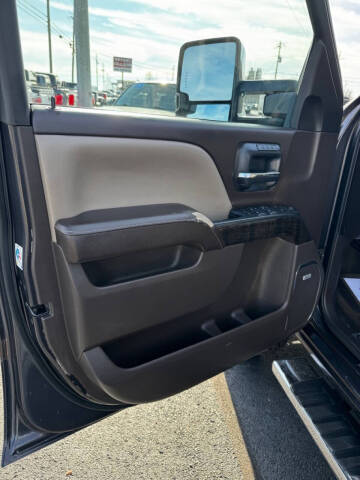 2015 GMC Sierra 2500HD Denali