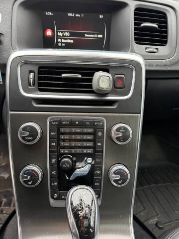 2015 Volvo V60 T5 Drive-E Premier