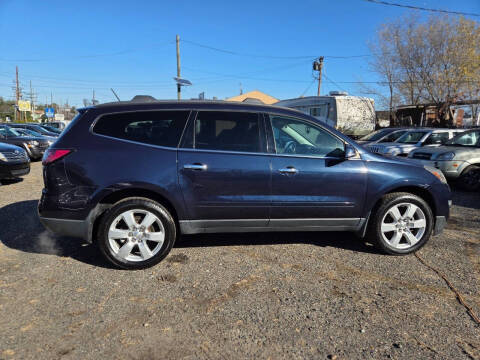 2017 Chevrolet Traverse LT