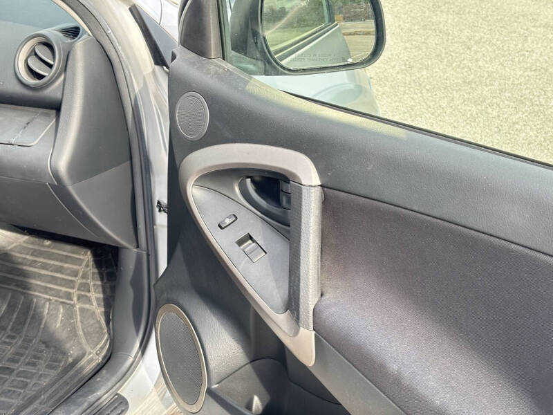 2007 Toyota RAV4 Sport