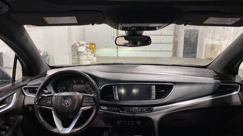 2024 Buick Enclave Essence