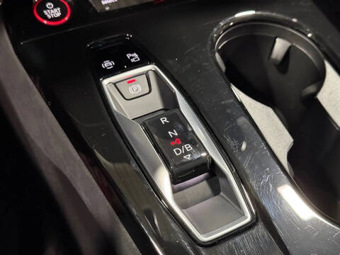 2025 Audi SQ6 e-tron quattro Prestige