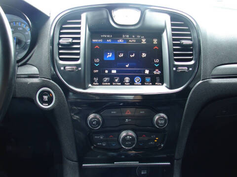 2016 Chrysler 300 S