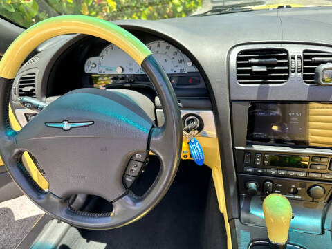 2002 Ford Thunderbird Deluxe