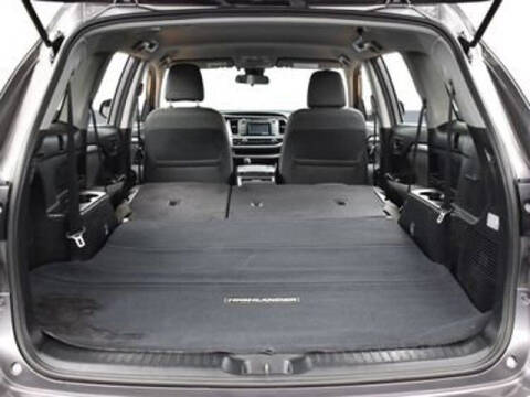 2018 Toyota Highlander LE