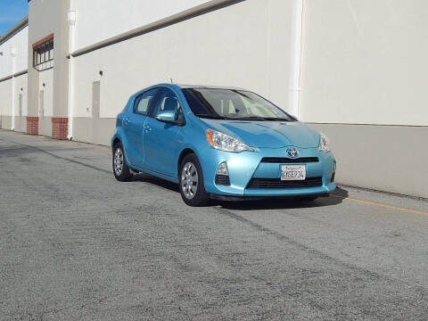 2012 Toyota Prius c Four