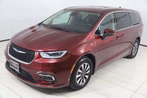 2023 Chrysler Pacifica Plug-In Hybrid Touring L