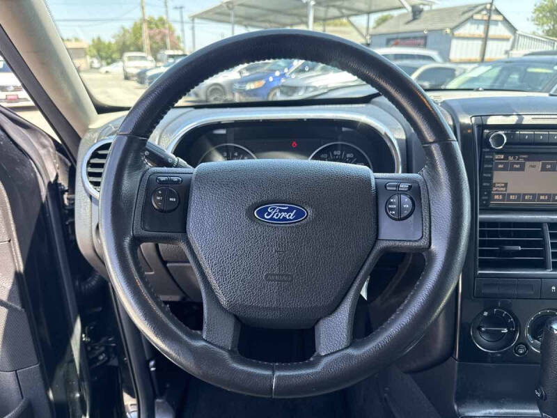 2008 Ford Explorer XLT
