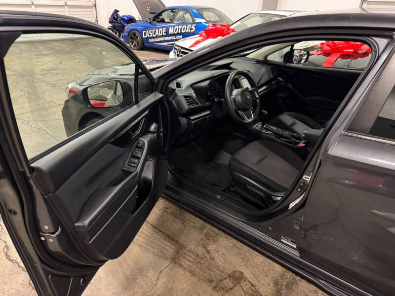 2019 Subaru Impreza 2.0i