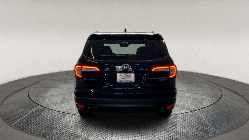 2022 Honda Pilot Black Edition