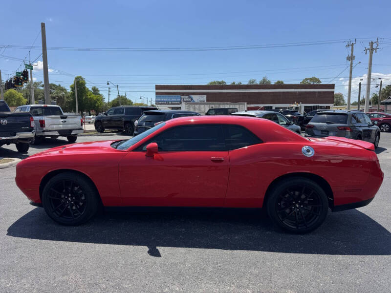 2019 Dodge Challenger SXT