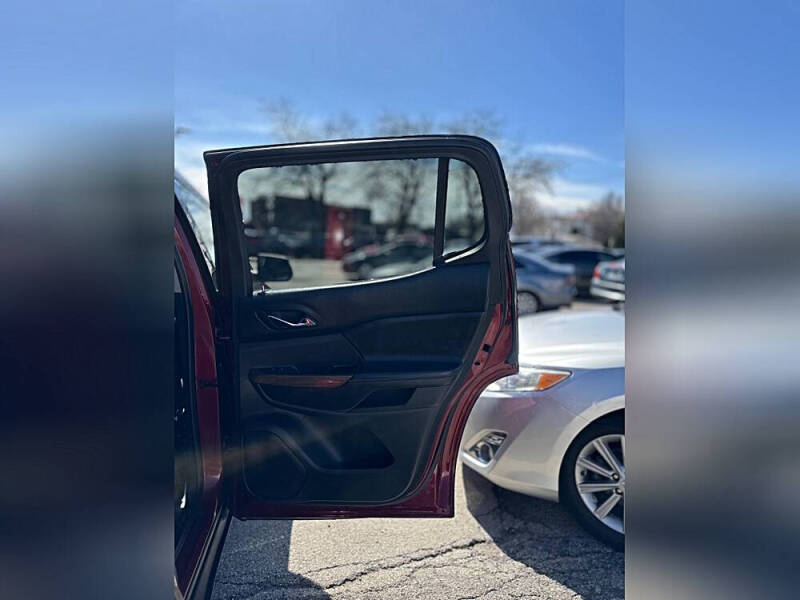 2018 GMC Acadia SLE-2