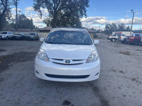 2008 Toyota Sienna XLE