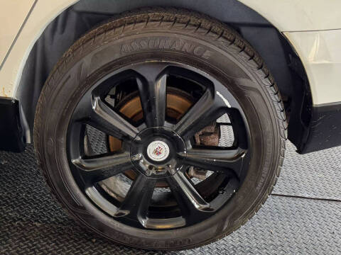 2013 Cadillac SRX Performance Collection