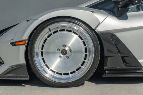 2024 Lamborghini Revuelto