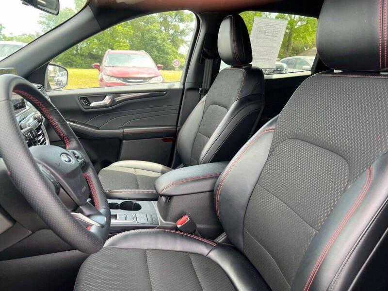 2025 Ford Escape ST-Line