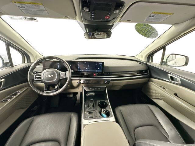 2025 Kia Carnival LXS
