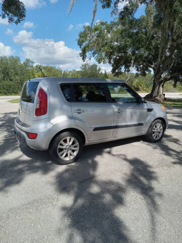 2012 Kia Soul +