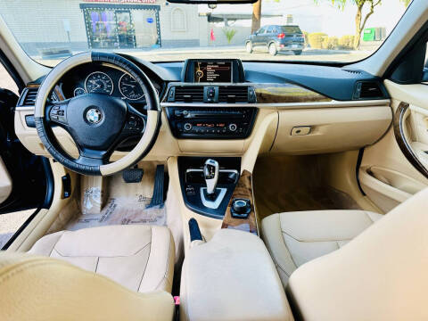 2014 BMW 3 Series 320i