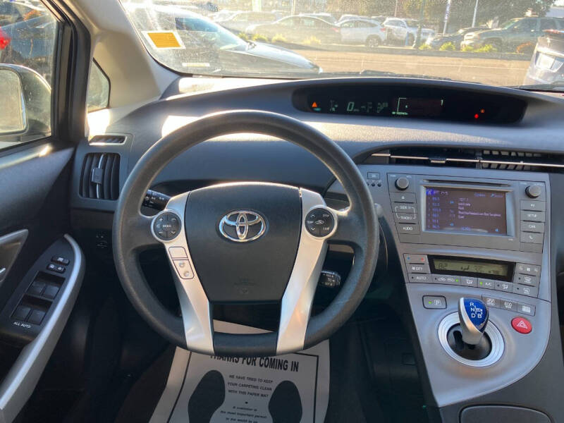 2013 Toyota Prius Two