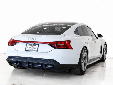 2022 Audi e-tron GT quattro Premium Plus