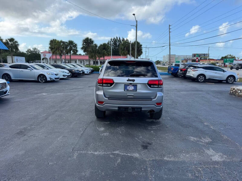 2017 Jeep Grand Cherokee Altitude