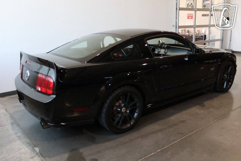 2005 Ford Mustang
