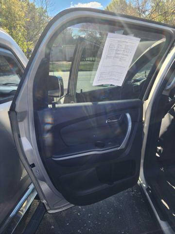 2011 GMC Acadia SL
