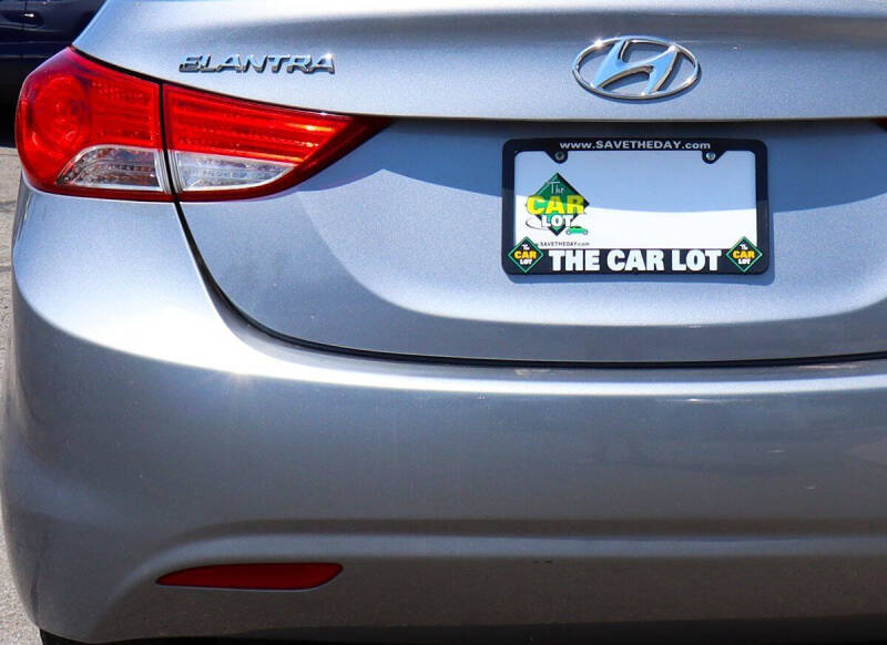 2012 Hyundai Elantra