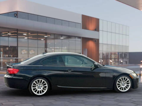 2012 BMW 3 Series 328i