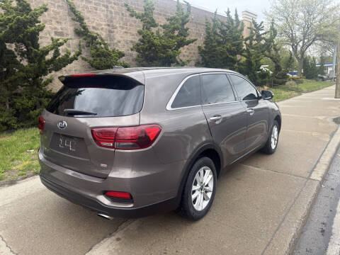 2019 Kia Sorento LX