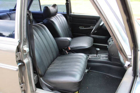 1976 Mercedes-Benz 300-Class
