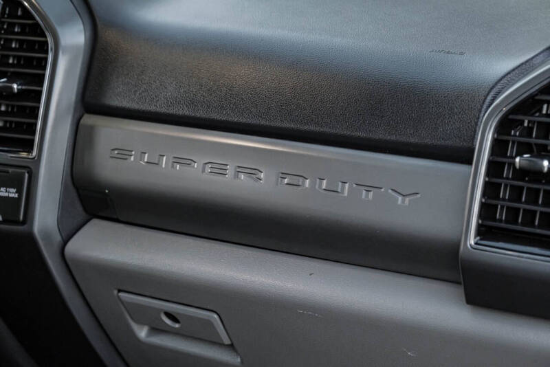 2022 Ford F-350 Super Duty XLT