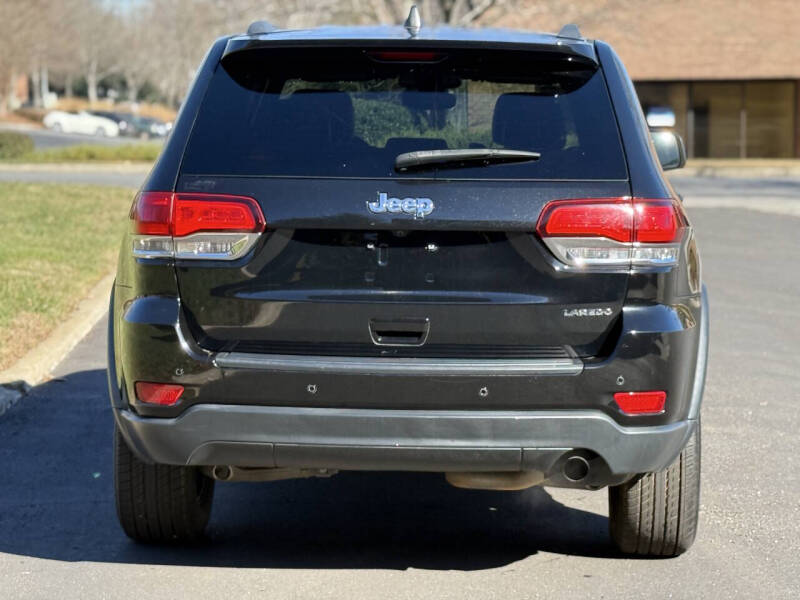 2020 Jeep Grand Cherokee Laredo