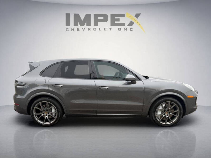 2022 Porsche Cayenne Turbo