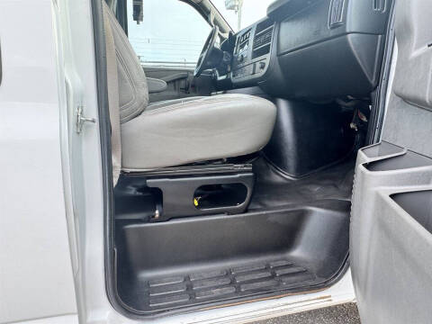 2018 Chevrolet Express LS 3500