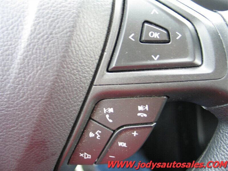 2024 Ford Edge SE
