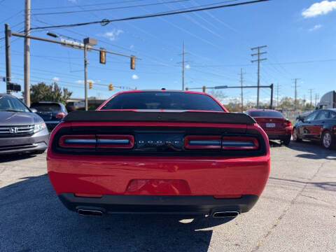 2016 Dodge Challenger SXT